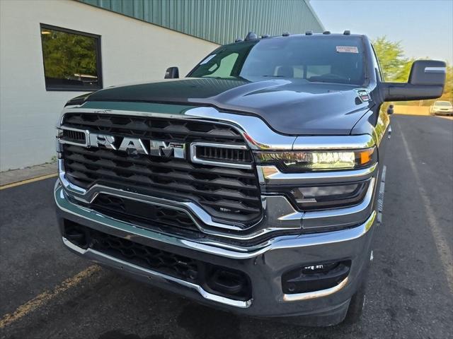2025 RAM 2500 Tradesman Crew Cab 4x4 64 Box