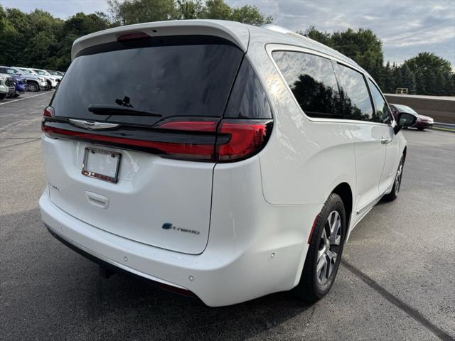 2023 Chrysler Pacifica Hybrid Pinnacle