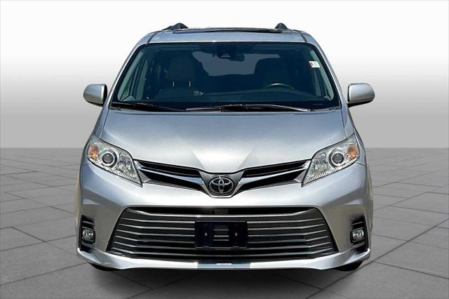 2019 Toyota Sienna XLE 8 Passenger