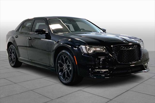 2023 Chrysler 300 Touring L AWD