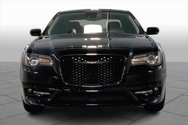 2023 Chrysler 300 Touring L AWD