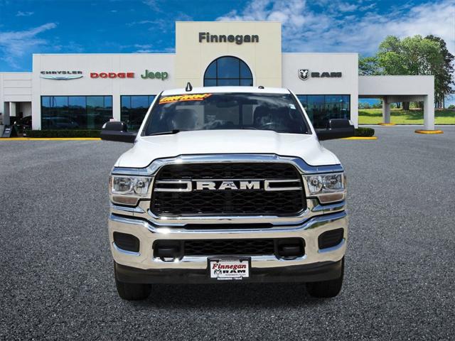 2022 RAM 2500 Tradesman Crew Cab 4x4 64 Box