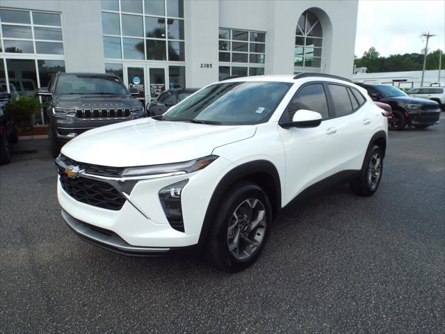 2025 Chevrolet Trax FWD LT