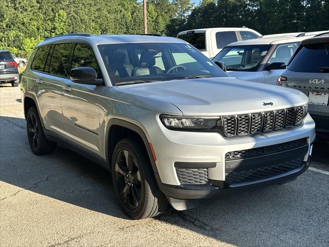 2023 Jeep Grand Cherokee L Altitude 4x2