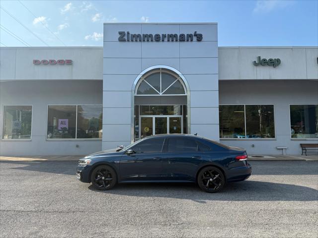 2021 Volkswagen Passat 2.0T R-Line