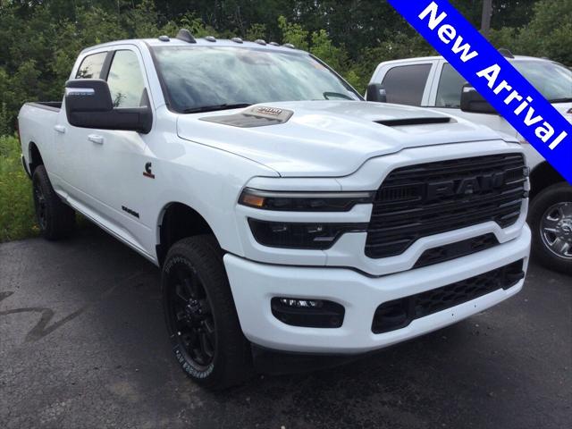 2025 RAM 2500 Laramie Crew Cab 4x4 64 Box