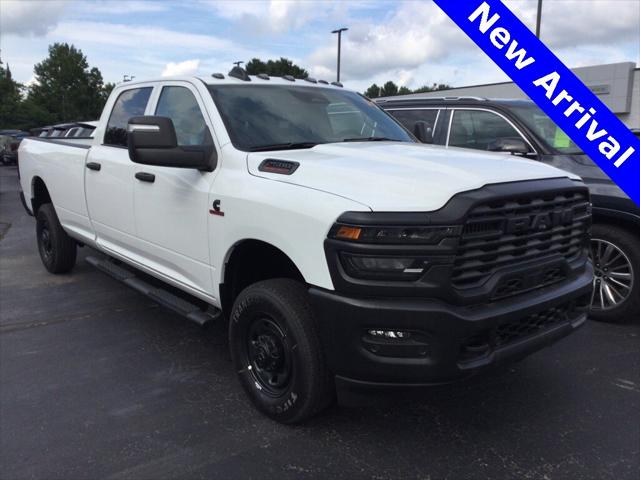 2025 RAM 2500 Tradesman Crew Cab 4x4 8 Box