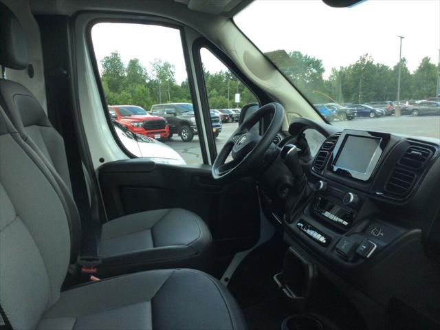 2025 RAM ProMaster 1500 Cargo Van Tradesman High Roof 136 WB w/Pass Seat