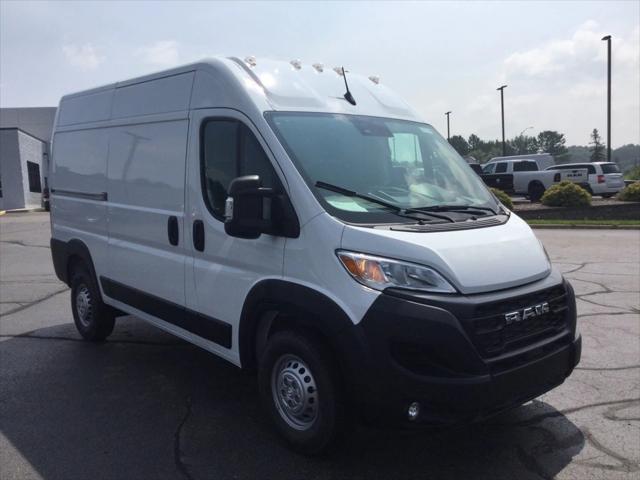 2025 RAM ProMaster 1500 Cargo Van Tradesman High Roof 136 WB w/Pass Seat