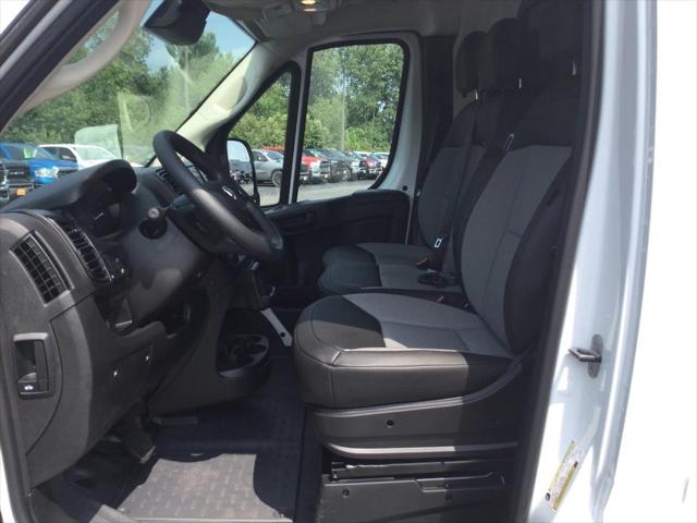 2025 RAM ProMaster 1500 Cargo Van Tradesman High Roof 136 WB w/Pass Seat