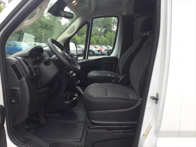 2025 RAM ProMaster 1500 Cargo Van Tradesman Low Roof 136 WB w/Pass Seat