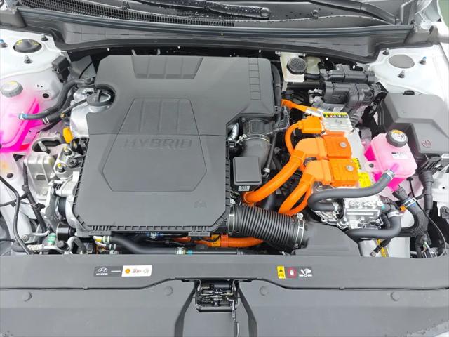 2025 Hyundai Elantra Hybrid SEL Sport