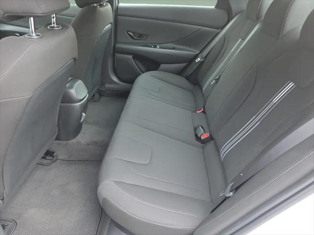 2025 Hyundai Elantra Hybrid SEL Sport