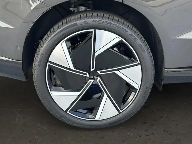 2025 Volvo X 90 Plus, Twin Motor, Fully electric, 7 Seats