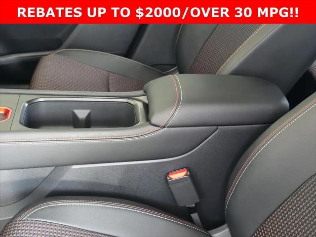2025 Nissan Kicks SR FWD