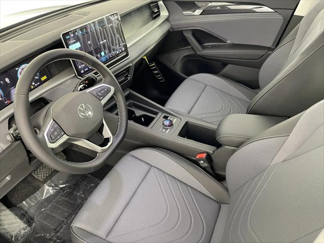 2025 Volkswagen Tiguan 2.0T SE