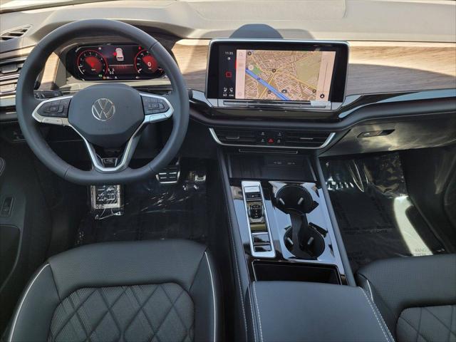 2025 Volkswagen Atlas 2.0T SEL Premium R-Line