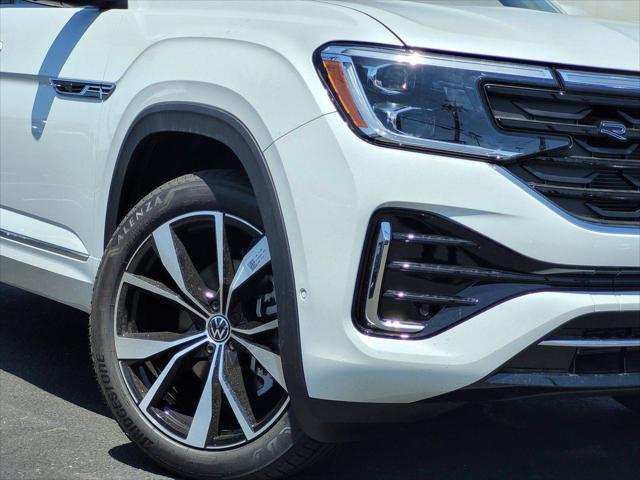 2025 Volkswagen Atlas 2.0T SEL Premium R-Line