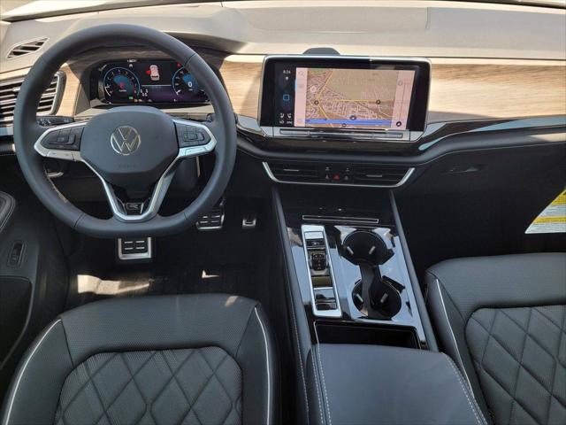 2025 Volkswagen Atlas 2.0T SEL Premium R-Line