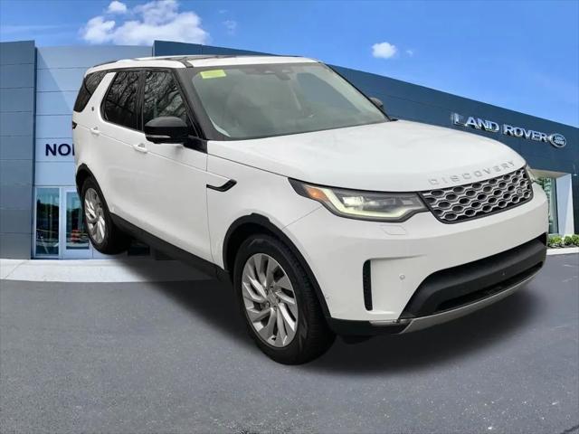 2025 Land Rover Discovery P300 S