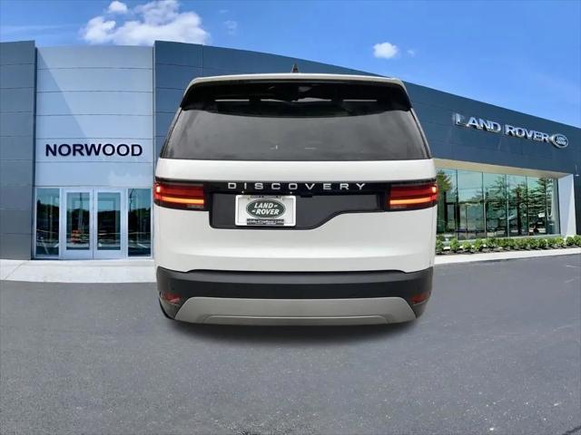 2025 Land Rover Discovery P300 S