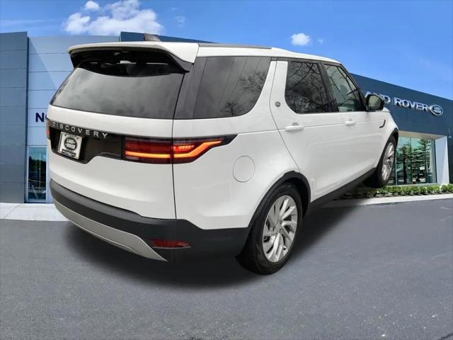 2025 Land Rover Discovery P300 S