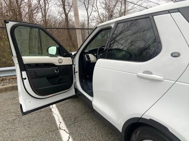 2025 Land Rover Discovery P300 S