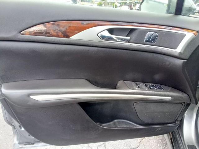 2014 Lincoln MKZ Base