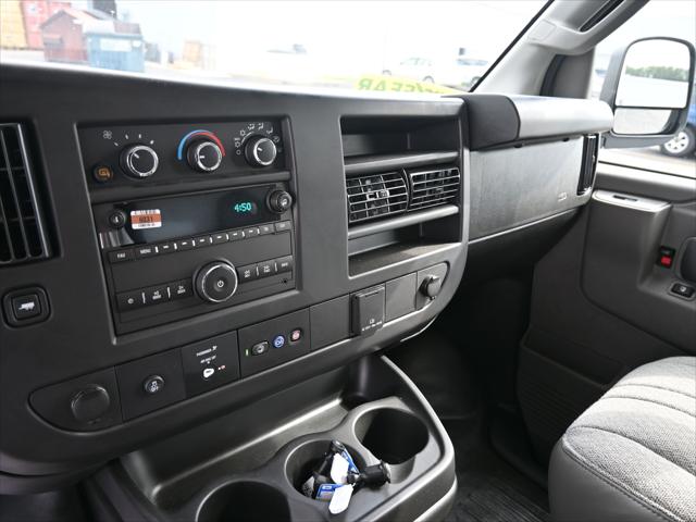 2025 GMC Savana Cutaway Work Van