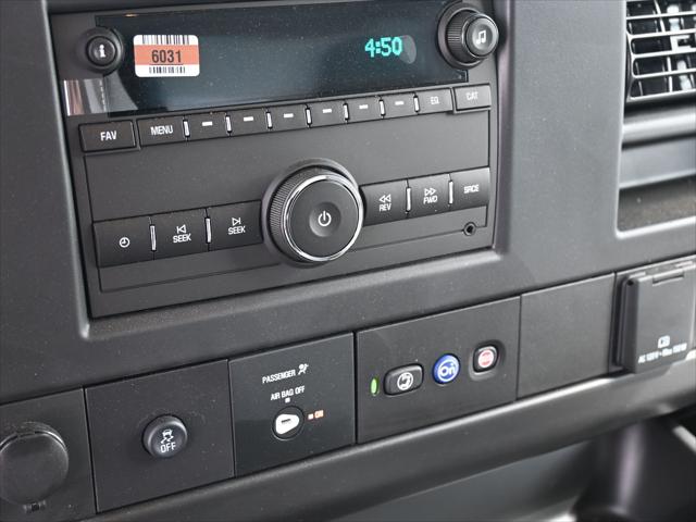 2025 GMC Savana Cutaway Work Van