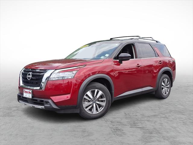 2023 Nissan Pathfinder SL 4WD