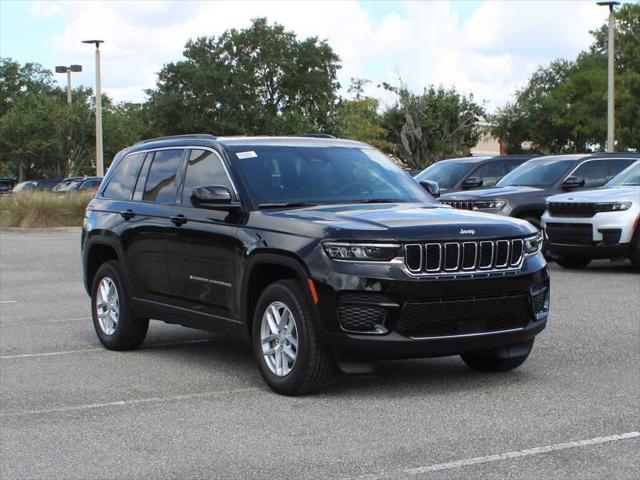 2025 Jeep Grand Cherokee GRAND CHEROKEE LAREDO X 4X2