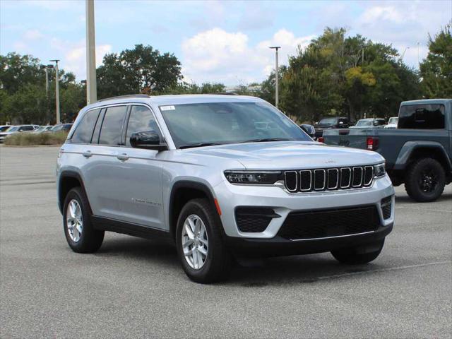 2025 Jeep Grand Cherokee GRAND CHEROKEE LAREDO X 4X2