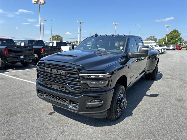 2025 RAM 3500 Laramie Crew Cab 4x4 8 Box