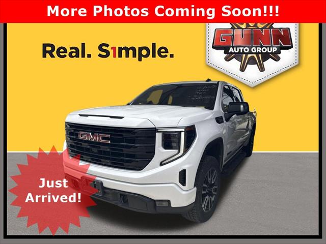2022 GMC Sierra 1500 4WD Crew Cab Short Box Elevation with 3SB