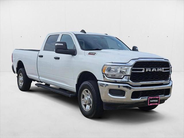 2023 RAM 2500 Tradesman Crew Cab 4x4 8 Box