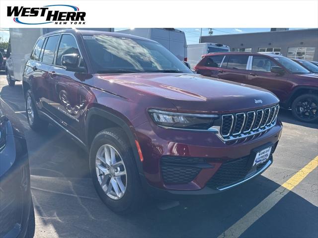 2025 Jeep Grand Cherokee GRAND CHEROKEE LAREDO X 4X4