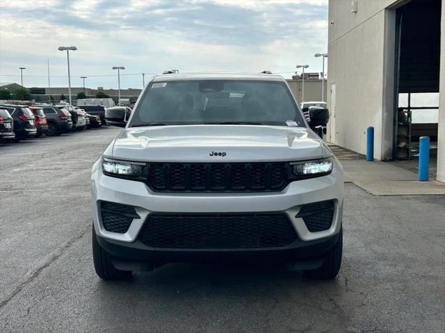 2025 Jeep Grand Cherokee Altitude X 4x4