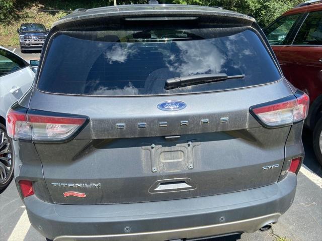2022 Ford Escape Titanium