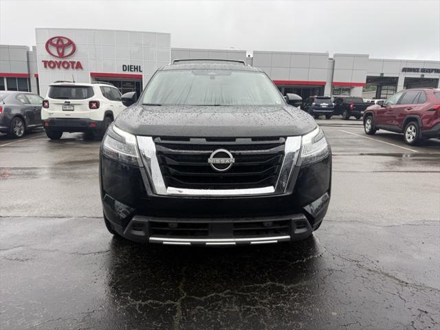 2024 Nissan Pathfinder SL 4WD