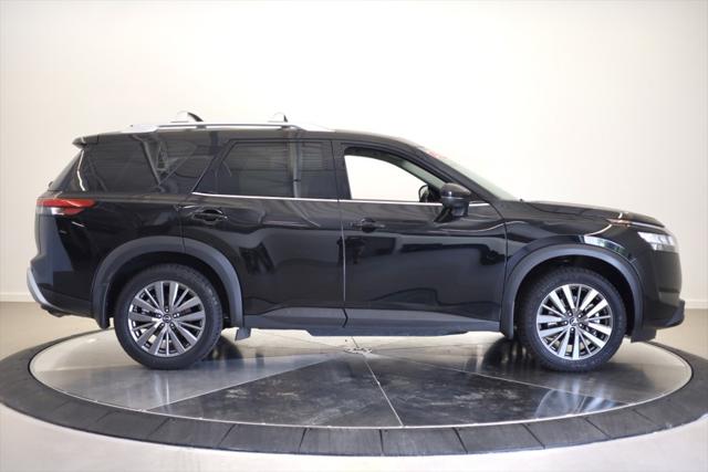 2024 Nissan Pathfinder SL 4WD