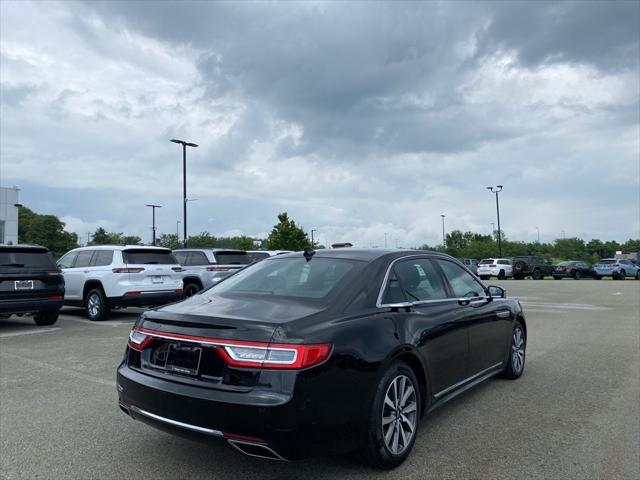 2018 Lincoln Continental Premiere