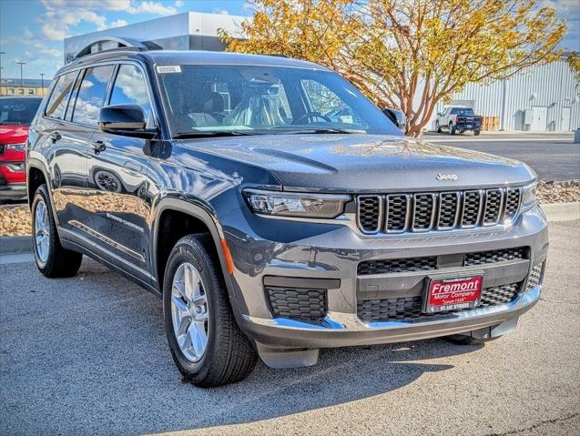 2025 Jeep Grand Cherokee GRAND CHEROKEE L LAREDO 4X4