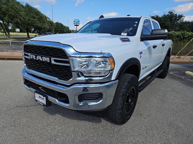 2020 RAM 2500 Tradesman Crew Cab 4X4 64 Box