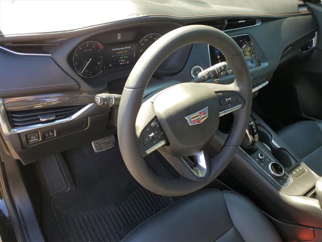 Used 2022 Cadillac XT4 For Sale in Waterford Twp, MI