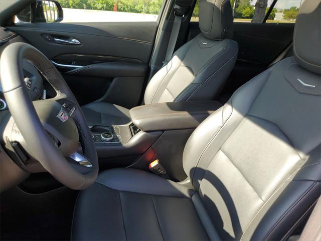 Used 2022 Cadillac XT4 For Sale in Waterford Twp, MI