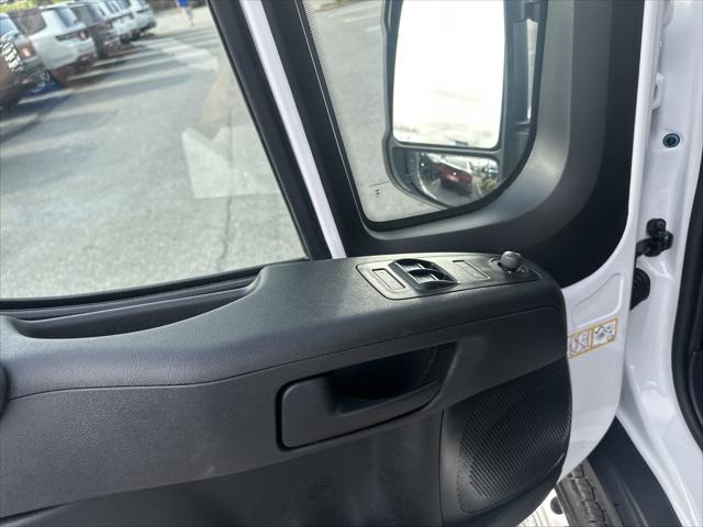 2025 Ram ProMaster Cargo Van Tradesman High Roof 136" WB w/Pass Seat