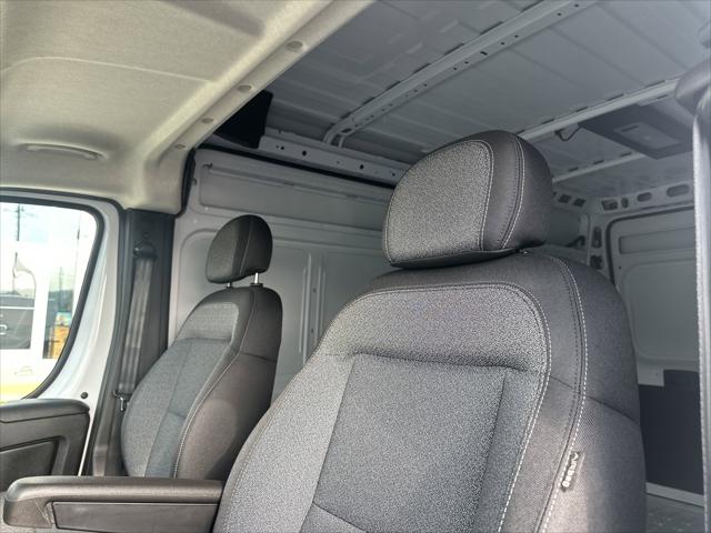 2025 Ram ProMaster Cargo Van Tradesman High Roof 136" WB w/Pass Seat
