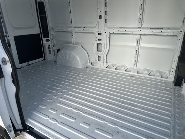 2025 Ram ProMaster Cargo Van Tradesman High Roof 136" WB w/Pass Seat