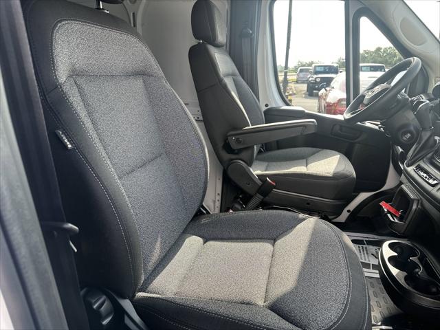 2025 Ram ProMaster Cargo Van Tradesman High Roof 136" WB w/Pass Seat